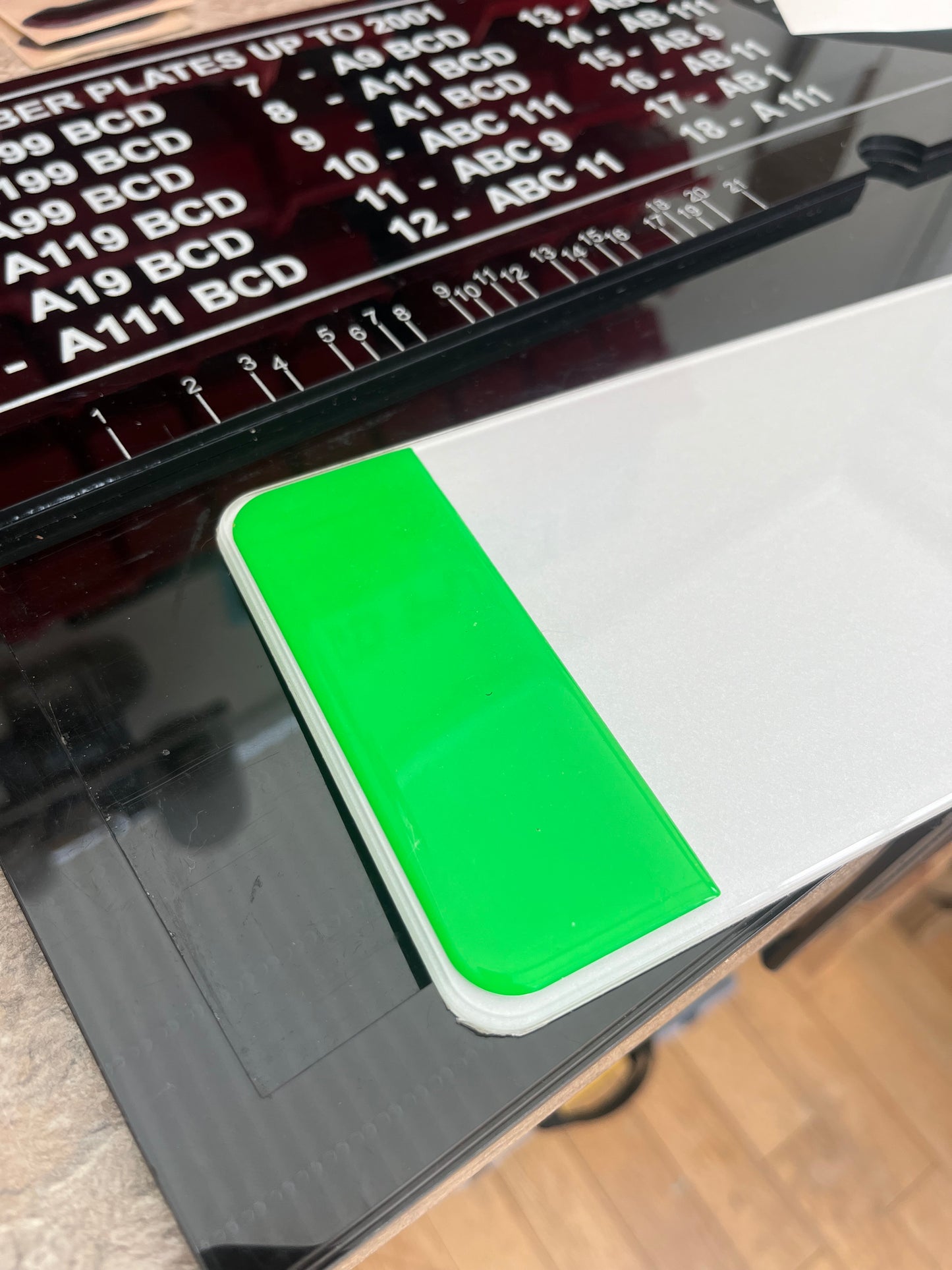 EV / UK badges - 3D and 4D